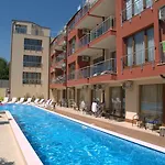 Sea'n'pool In Sozopol
