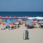 Sea'n'pool In Apartament