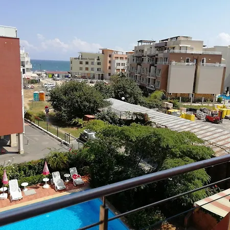 Appartamento Sea'n'pool In *