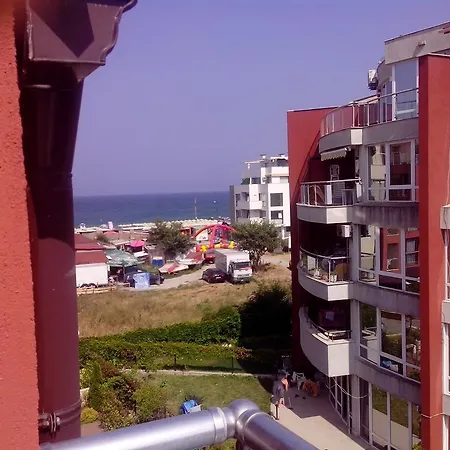 Апартамент Sea'n'pool In Созопол