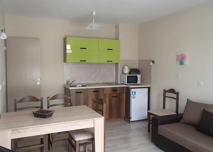 Sea'n'pool In Lejlighed *