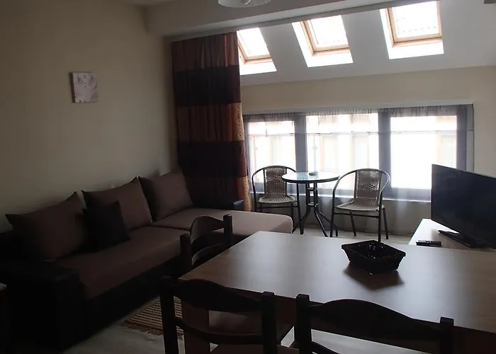 Sea'n'pool In Lejlighed *