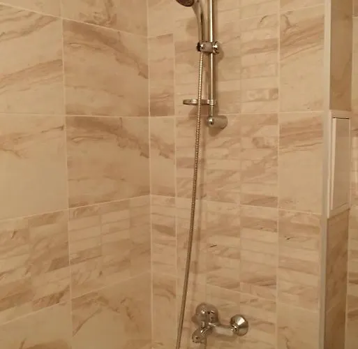 Sea'n'pool In Lejlighed *